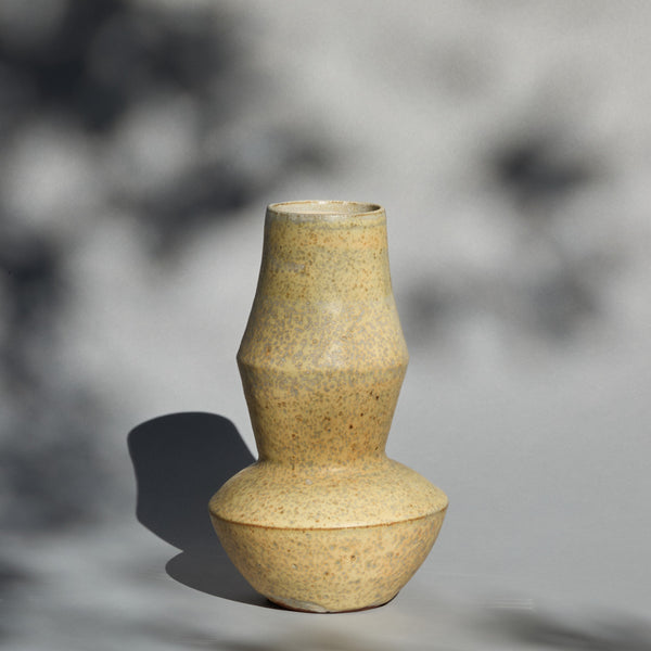 marbled eggshell vase