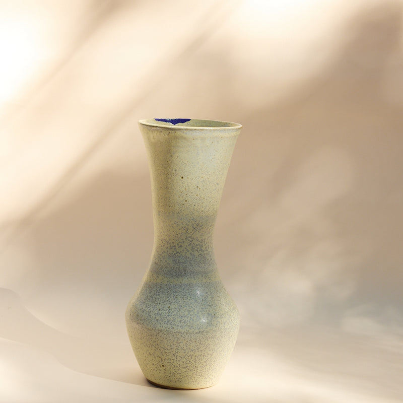 cobalt mark speckled egg vase